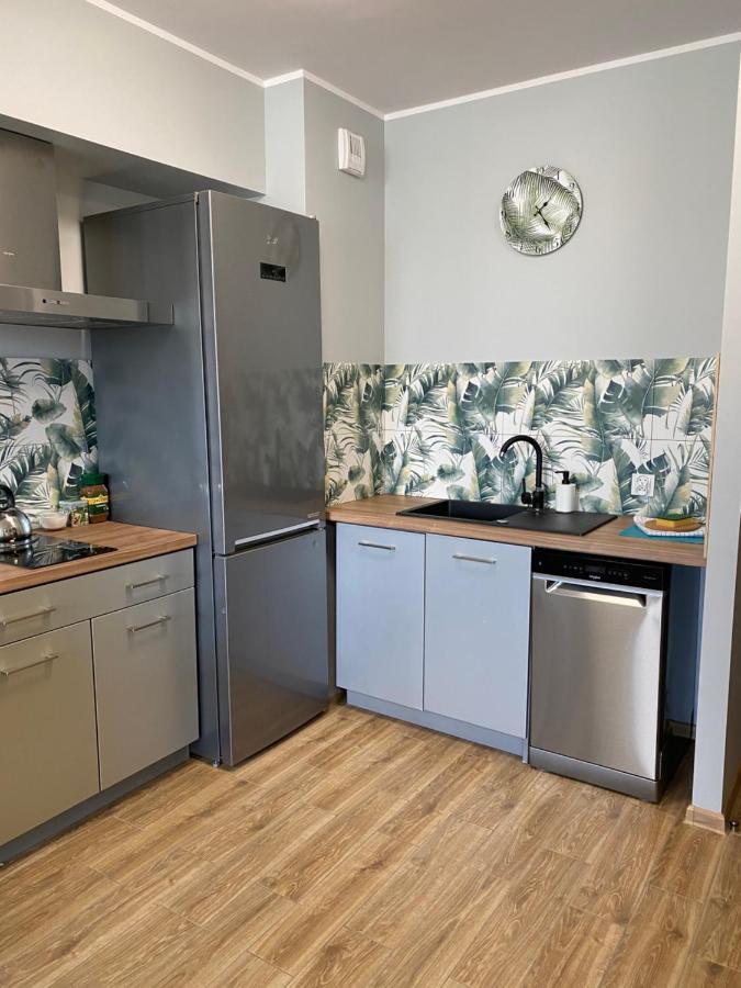 2 Tyskie Apartamenty Z Ogrodkiem Tychy Eksteriør bilde